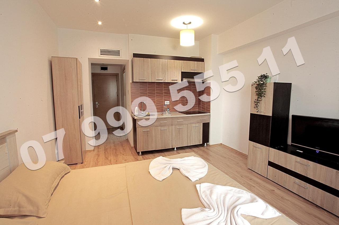 Residence Rin Grand Vitan Bukares Bagian luar foto